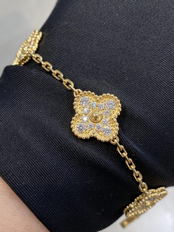 Van Cleef & Arpels - Bracelets