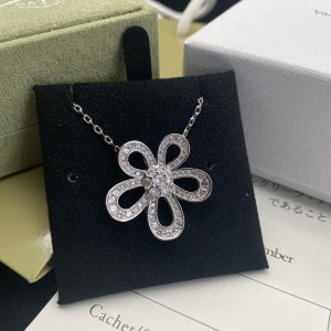 Van Cleef & Arpels - Necklaces