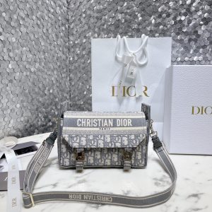 Dior – Small Diorcamp Bag