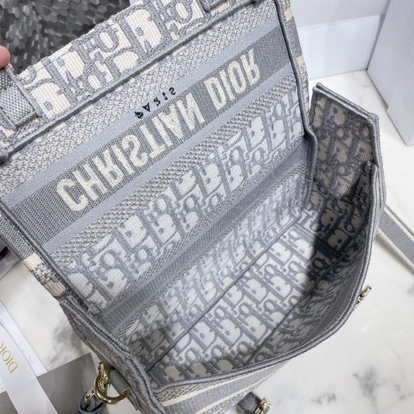 Dior – Small Diorcamp Bag