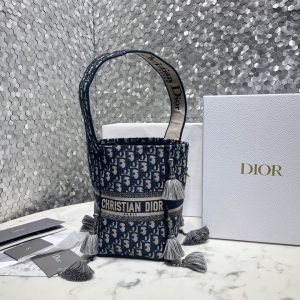 Dior - Paisley Embroidery D-Bucket Bag in Canvas