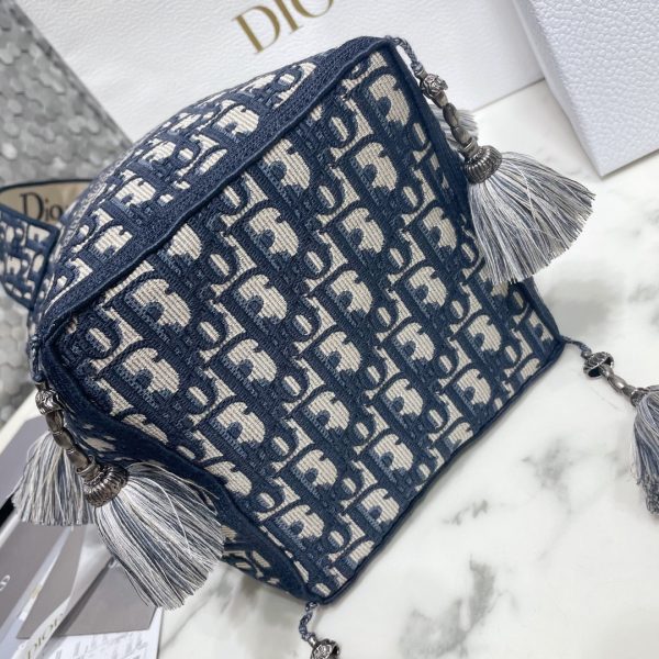 Dior - Paisley Embroidery D-Bucket Bag in Canvas