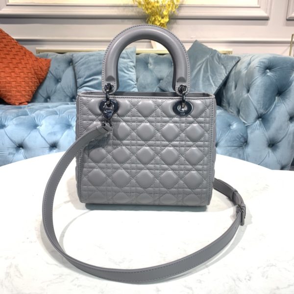 Dior - Medium Lady Dior Bag