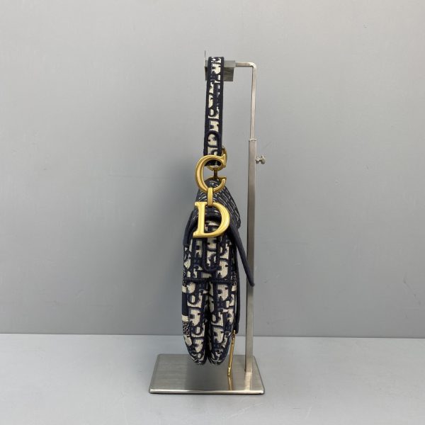 Dior - Saddle Bag
