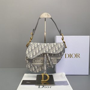 Dior - Saddle Bag