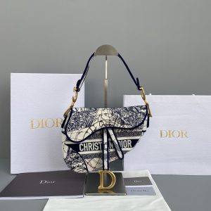 Dior - Saddle Bag
