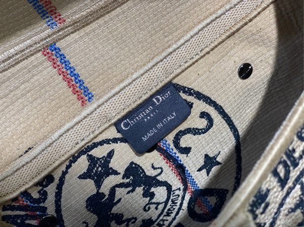 Dior - Saddle Bag